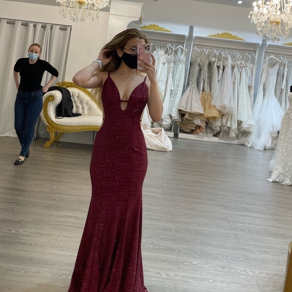 NEW Jovani Burgundy Dress - Picture 5 of 7